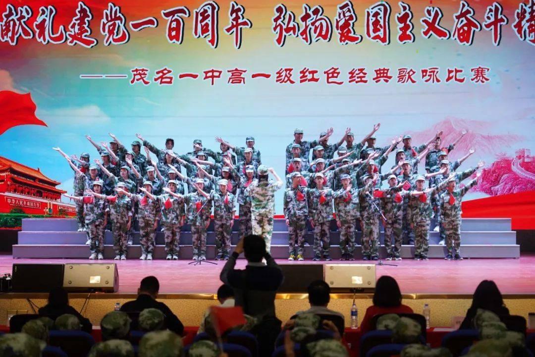 芒果台一场惊喜夜晚会,5个尴尬场面,意外暴露3条生存现状